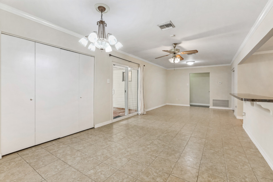 09780F13-8424-44C1-B7C4-32C56F171BDC