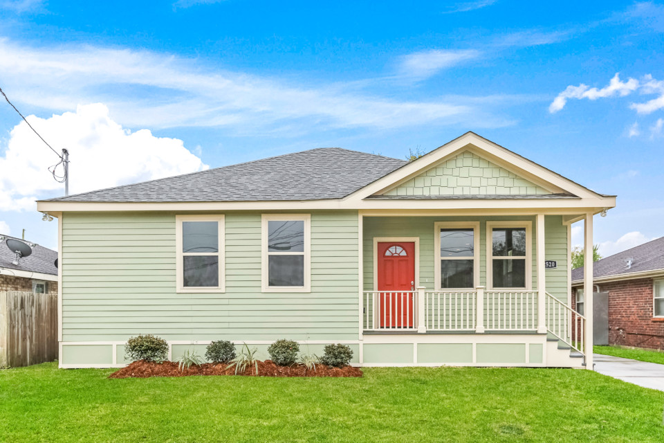 0FCA8EF9-229E-4BA6-A5CC-488B2A44F284