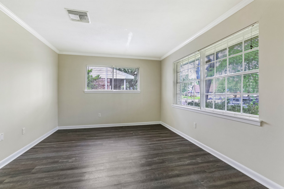 2771A8AC-CC2E-422B-BD47-32E18D8D430A