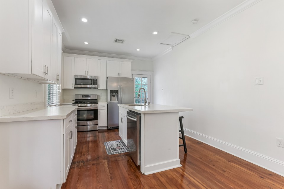 2C9F361B-F0B9-4EC8-8248-6421C6DBB174