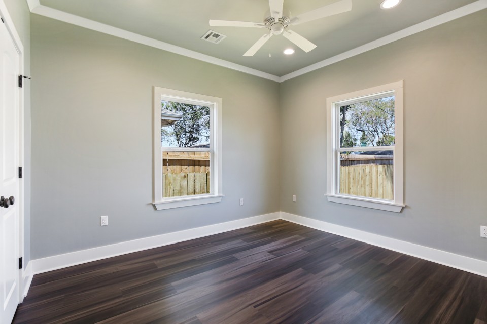 6BAFA815-61C0-45A2-8A87-F17CE308E5D0