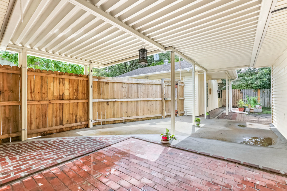 A8445D7A-EA5D-49DB-BEC7-70B0912E88A5