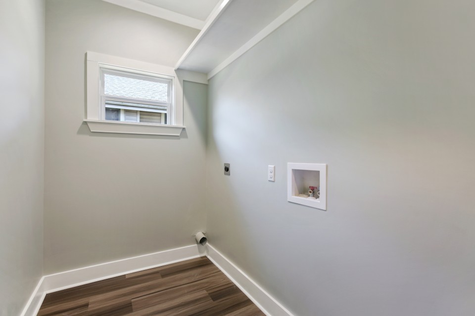 B74E0FC2-E601-4390-AE27-78F4562AAF00