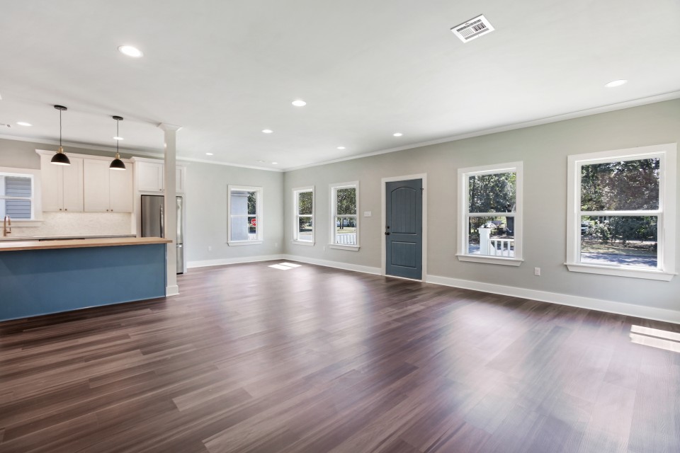 FF276DA4-0AD7-4D40-9772-F67FEB95481B